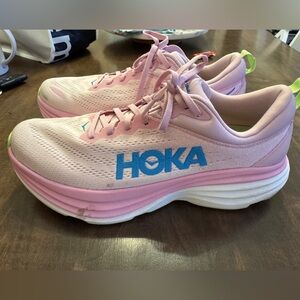 HOKA | BONDI 8